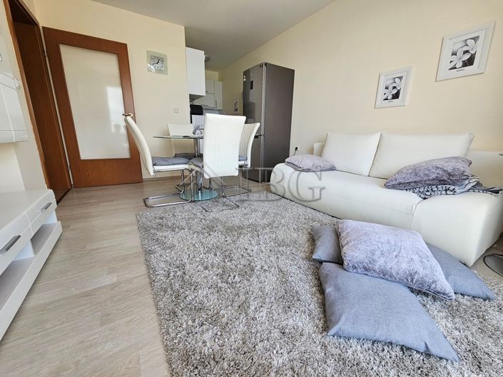 Image No.8-2 Bed Apartment for sale