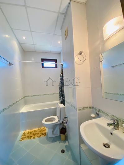 Image No.12-2 Bed House for sale