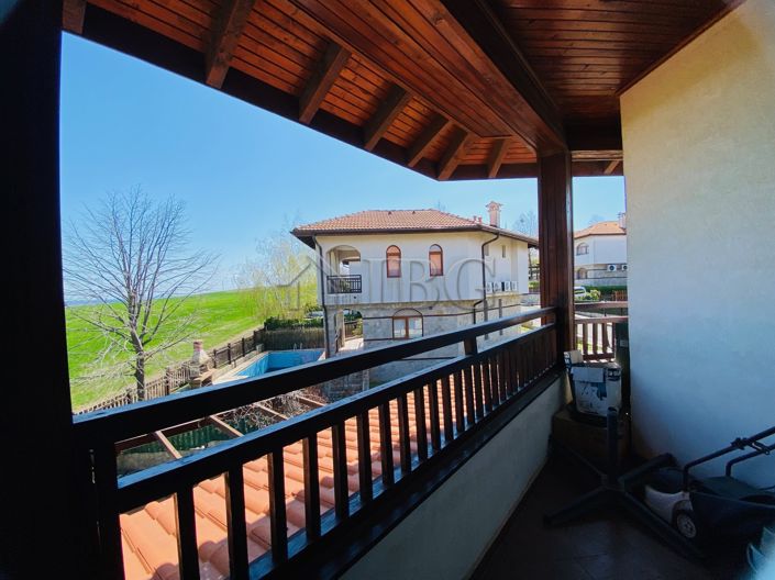 Image No.13-2 Bed House for sale