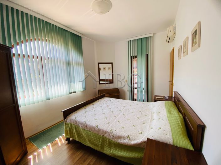 Image No.9-2 Bed House for sale