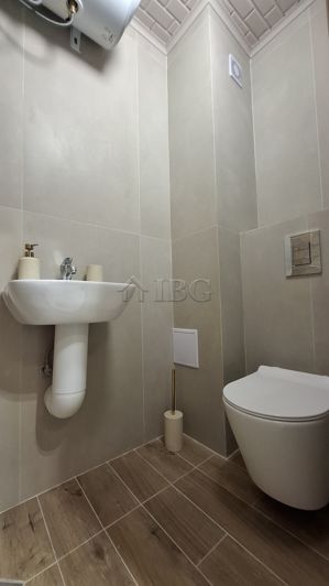 Image No.12-3 Bed House for sale