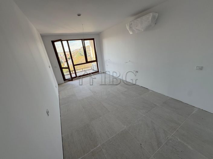 Image No.5-Apartment for sale