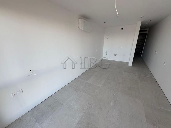 Image No.6-Apartment for sale