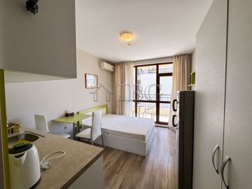 studio-sorrento-sole-mare-sveti-vlas-3