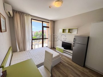 studio-sorrento-sole-mare-sveti-vlas-4