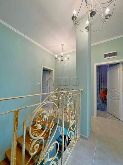 Image No.20-3 Bed House for sale
