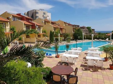 yalta-sveti-vlas-4820299714873232896234335700
