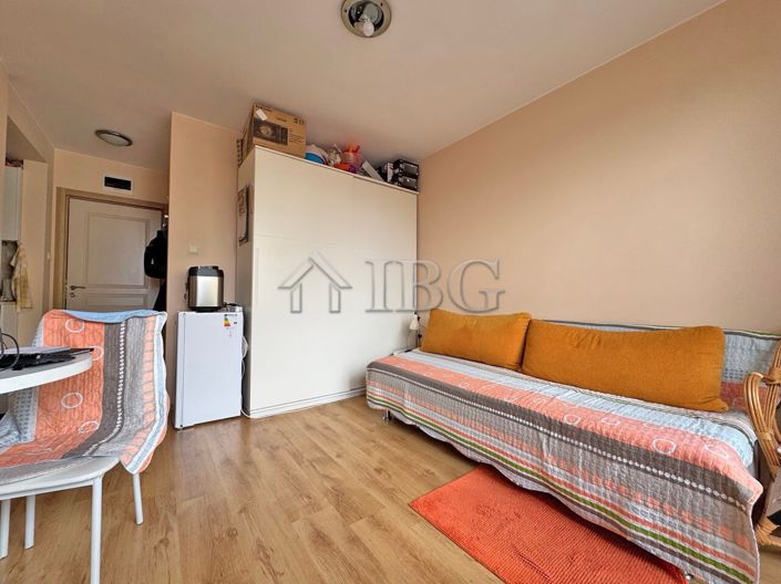 Image No.5-Apartment for sale