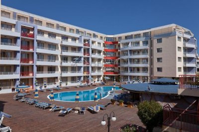 central-plaza-sunny-beach-28393003-1