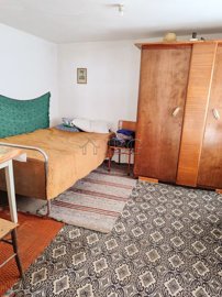 nice-house-with-garden-waterwell-veliko-tarno