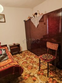 nice-house-with-garden-waterwell-veliko-tarno