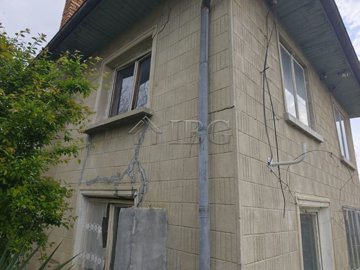 renovation-project-near-town-of-byala-11