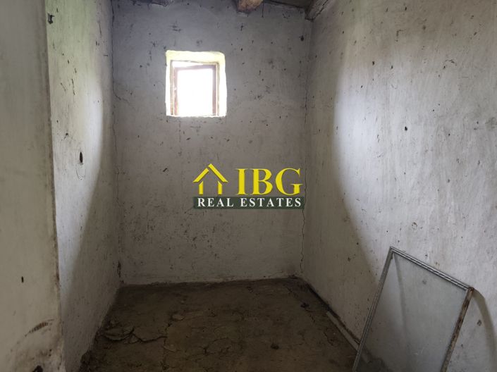 Image No.11-2 Bed House for sale