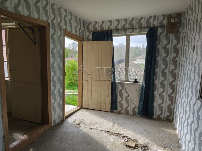 Image No.17-2 Bed House for sale