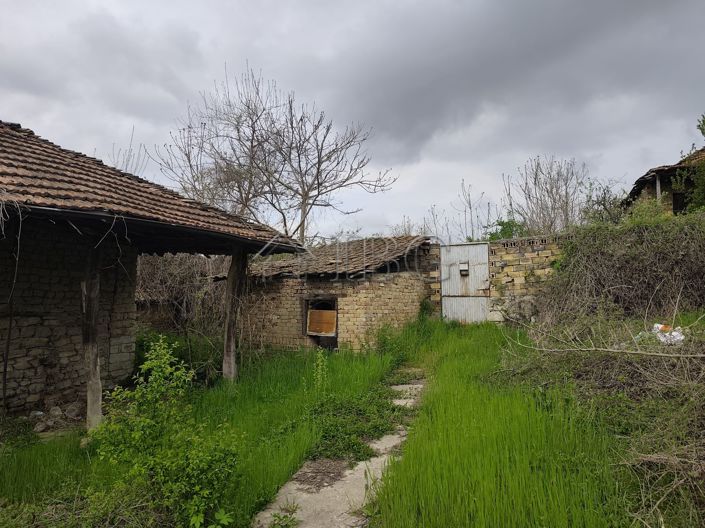 Image No.4-2 Bed House for sale