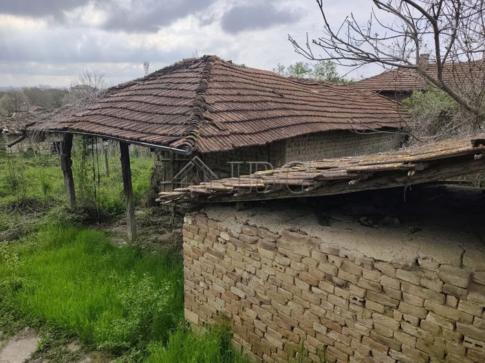 Image No.6-2 Bed House for sale