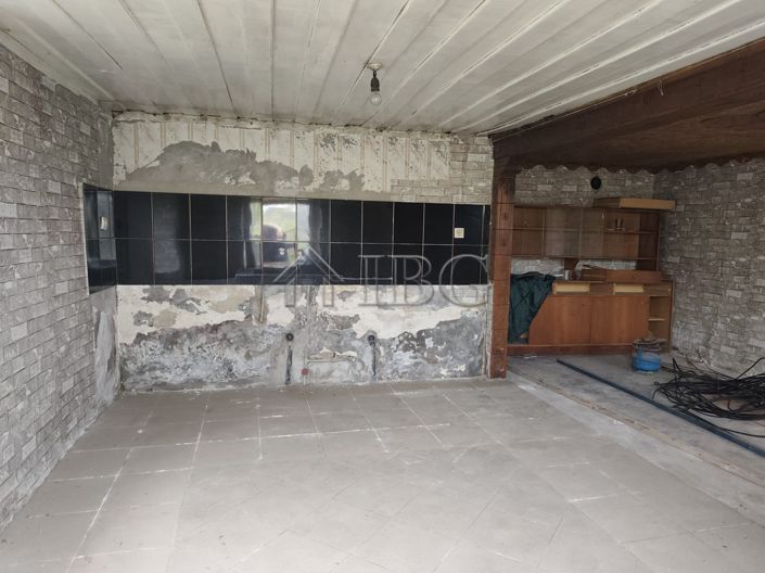 Image No.9-2 Bed House for sale