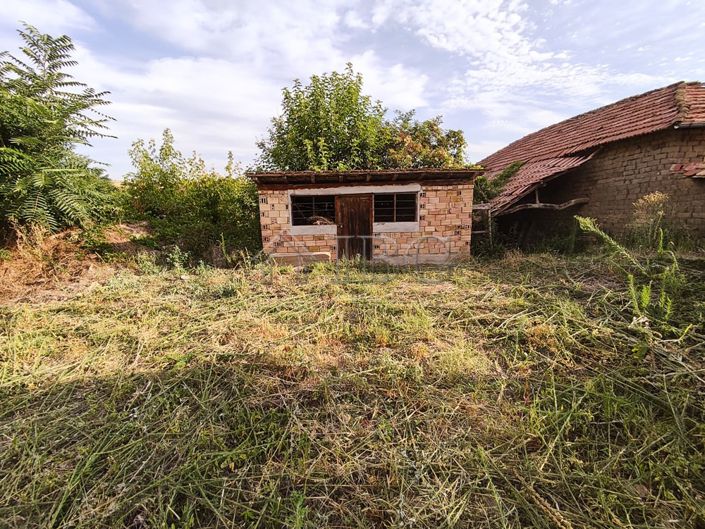 Image No.15-3 Bed House for sale