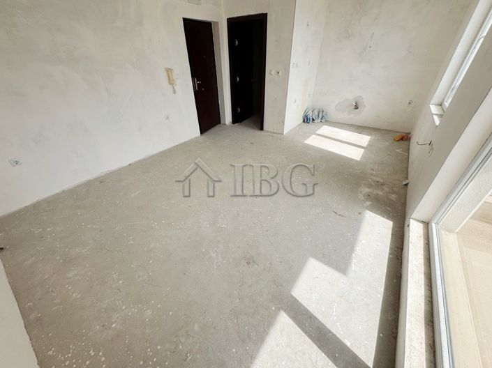 Image No.6-Apartment for sale