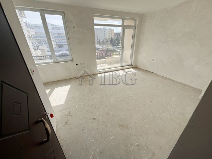 Image No.8-Apartment for sale