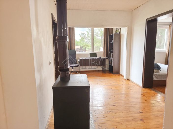 Image No.18-3 Bed House for sale