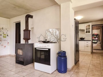 renovated-house-near-veliko-tarnovo-13
