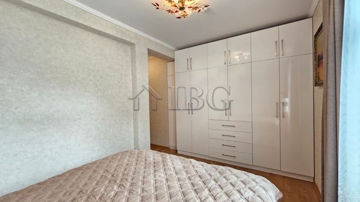 Image No.18-2 Bed Apartment for sale
