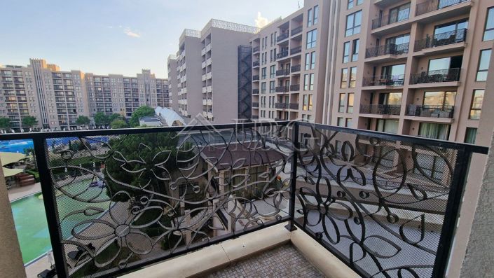 Image No.4-Apartment for sale