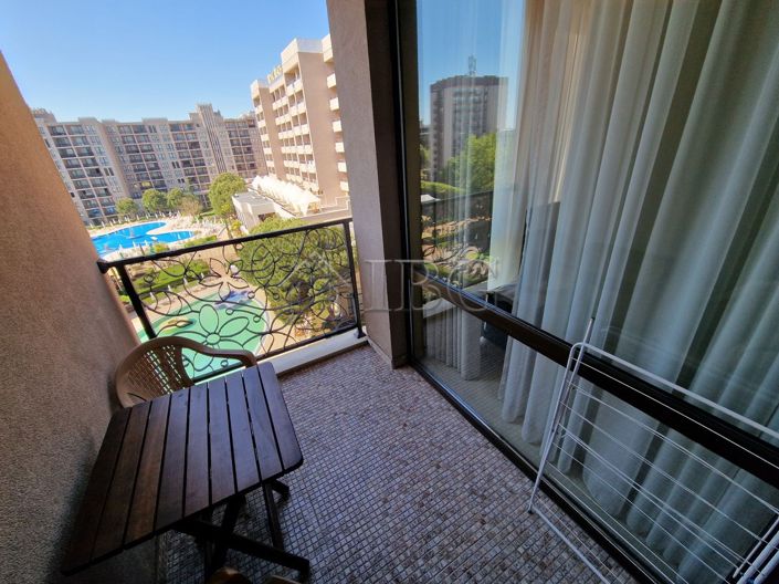 Image No.8-Apartment for sale