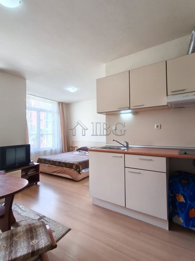 Image No.6-Apartment for sale