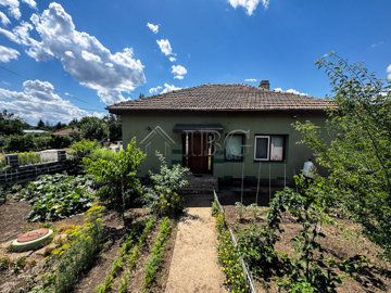 renovated-house-20-min-to-kavarna-copy