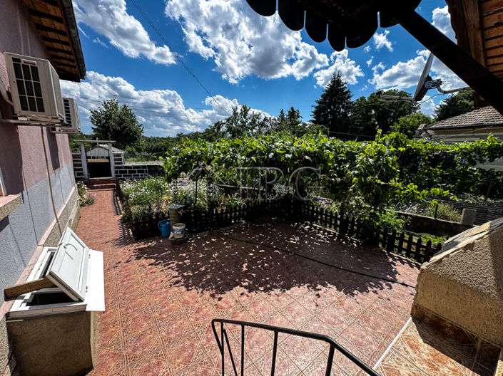 Image No.3-3 Bed House for sale