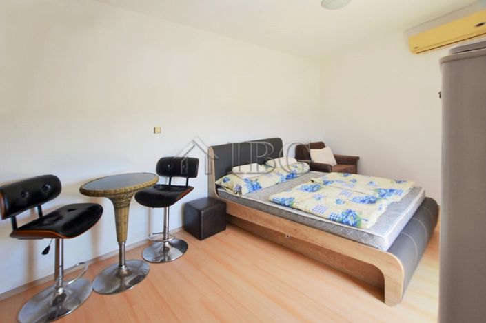 Image No.8-Apartment for sale