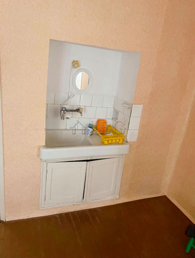 Image No.10-2 Bed House for sale