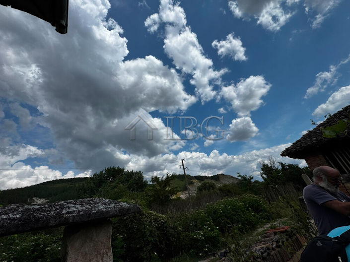 Image No.15-2 Bed House for sale