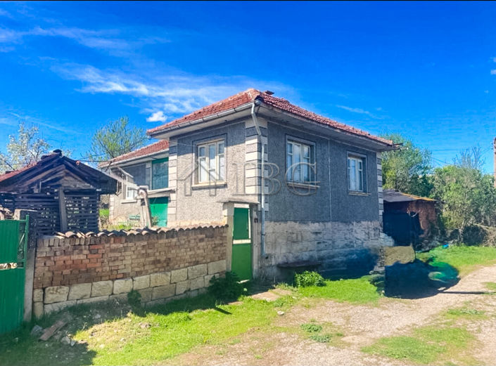 Image No.4-2 Bed House for sale