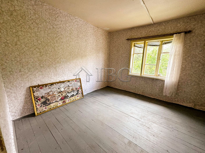 Image No.6-2 Bed House for sale