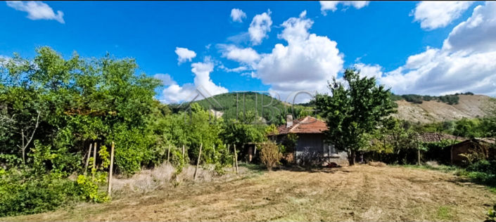 Image No.7-2 Bed House for sale
