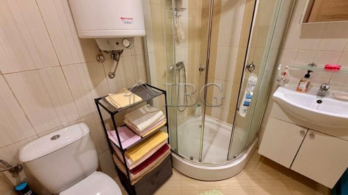 Image No.20-2 Bed Apartment for sale