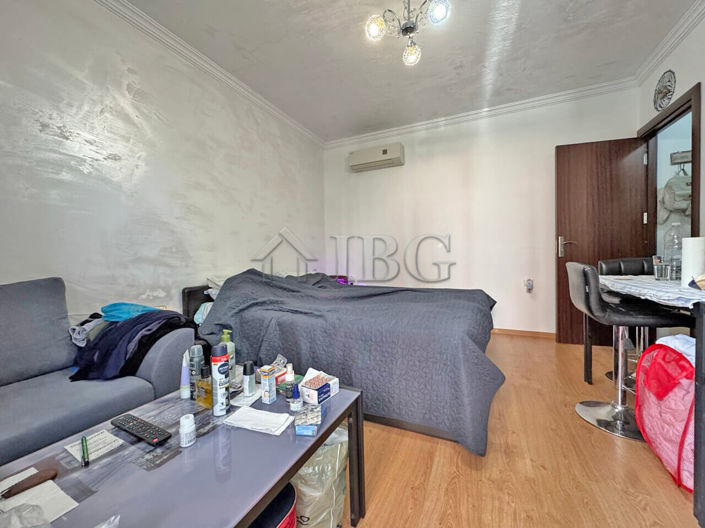 Image No.6-Apartment for sale