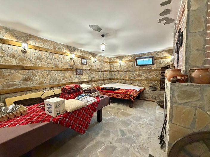 Image No.11-4 Bed House for sale