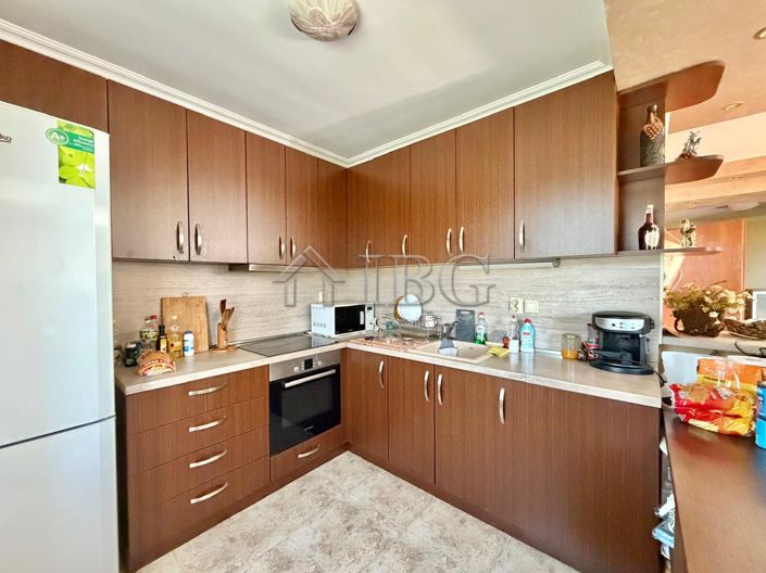 Image No.6-4 Bed House for sale