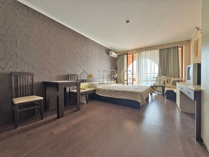 Image No.8-Apartment for sale