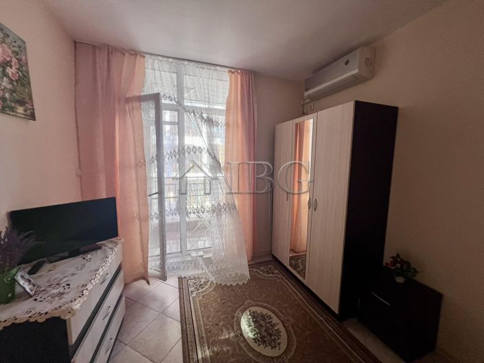 Image No.20-2 Bed Apartment for sale