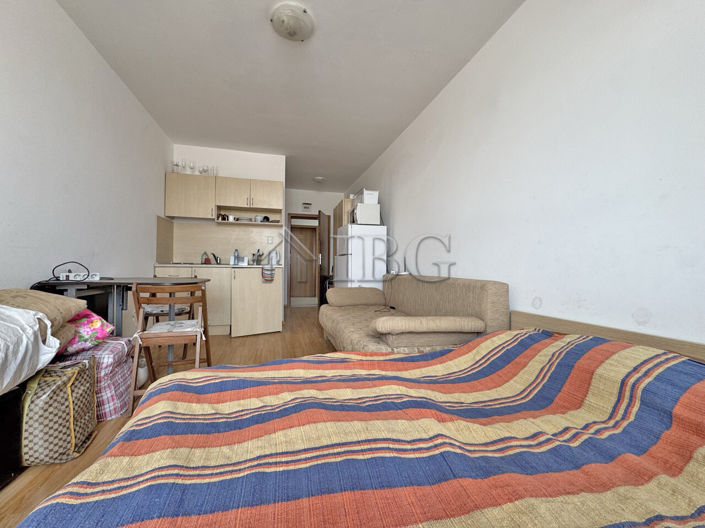 Image No.8-Apartment for sale