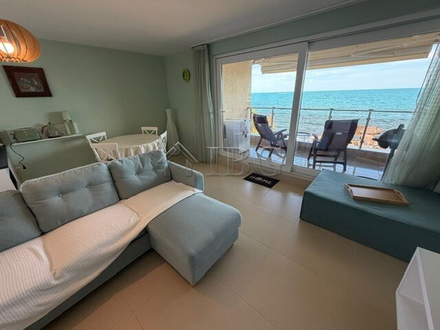 Image No.20-2 Bed Apartment for sale