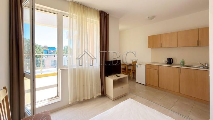 Image No.8-Apartment for sale