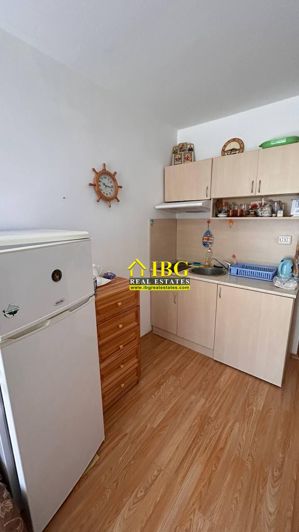 Image No.6-Apartment for sale