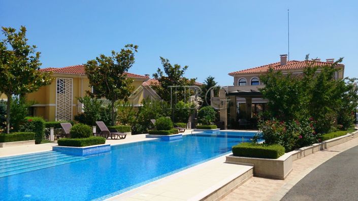 Image No.2-2 Bed House for sale