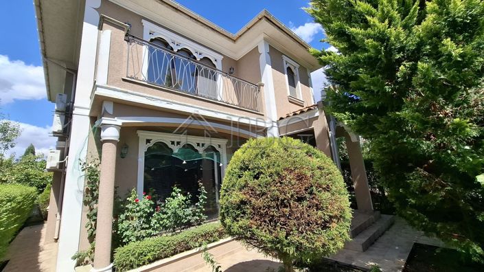 Image No.3-2 Bed House for sale